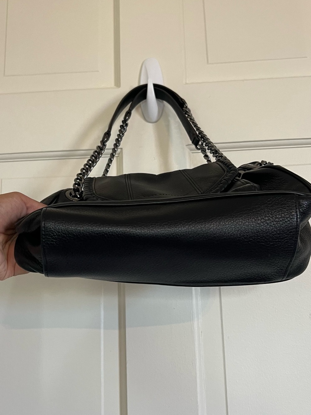 Aimee Kestenberg Black Leather Shoulder Bag with Chain Straps - Picture 4 of 15